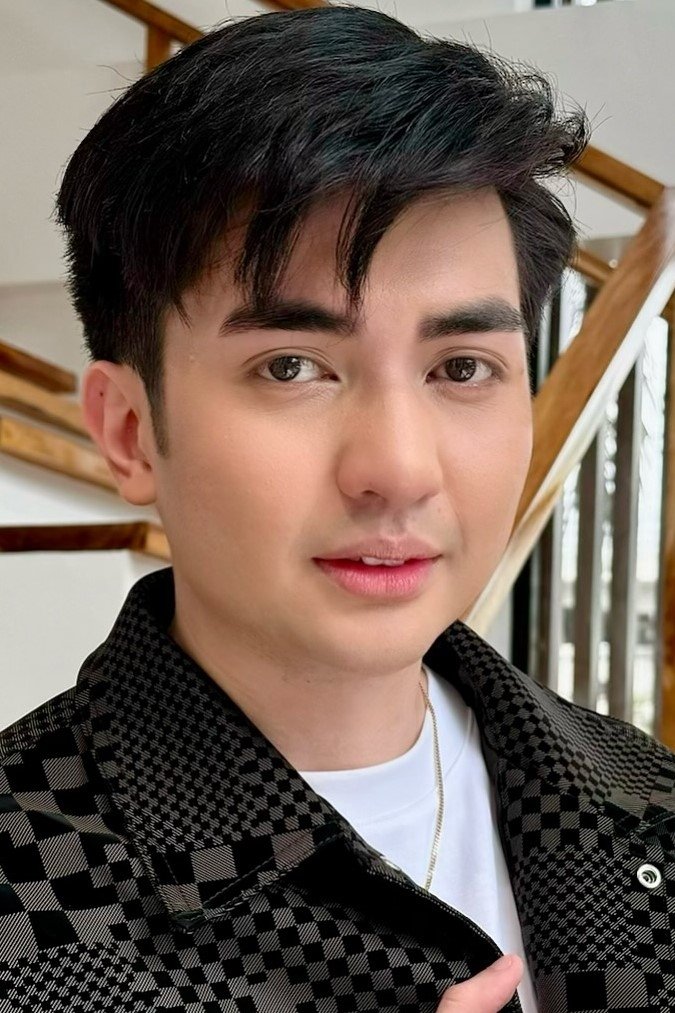 L.A. Santos backdrop