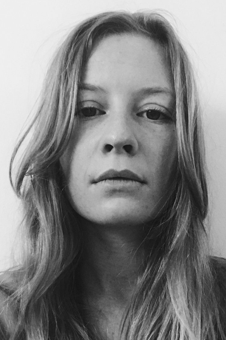 Ekaterina Selenkina backdrop