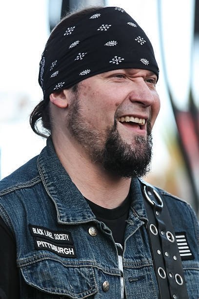 Nick Catanese backdrop