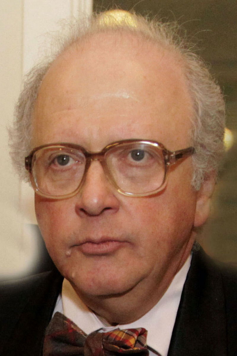 Pavel Lyubimtsev backdrop