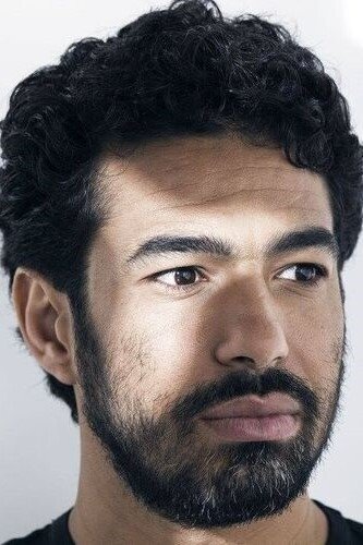 Helmi Dridi backdrop