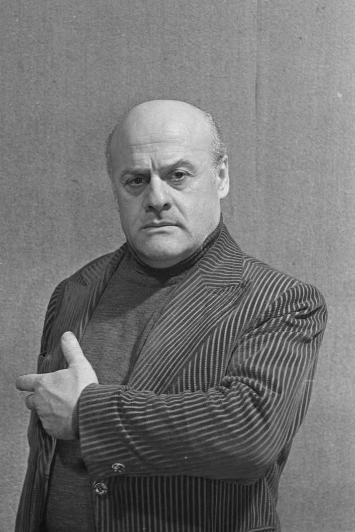 Tariel Sakvarelidze backdrop