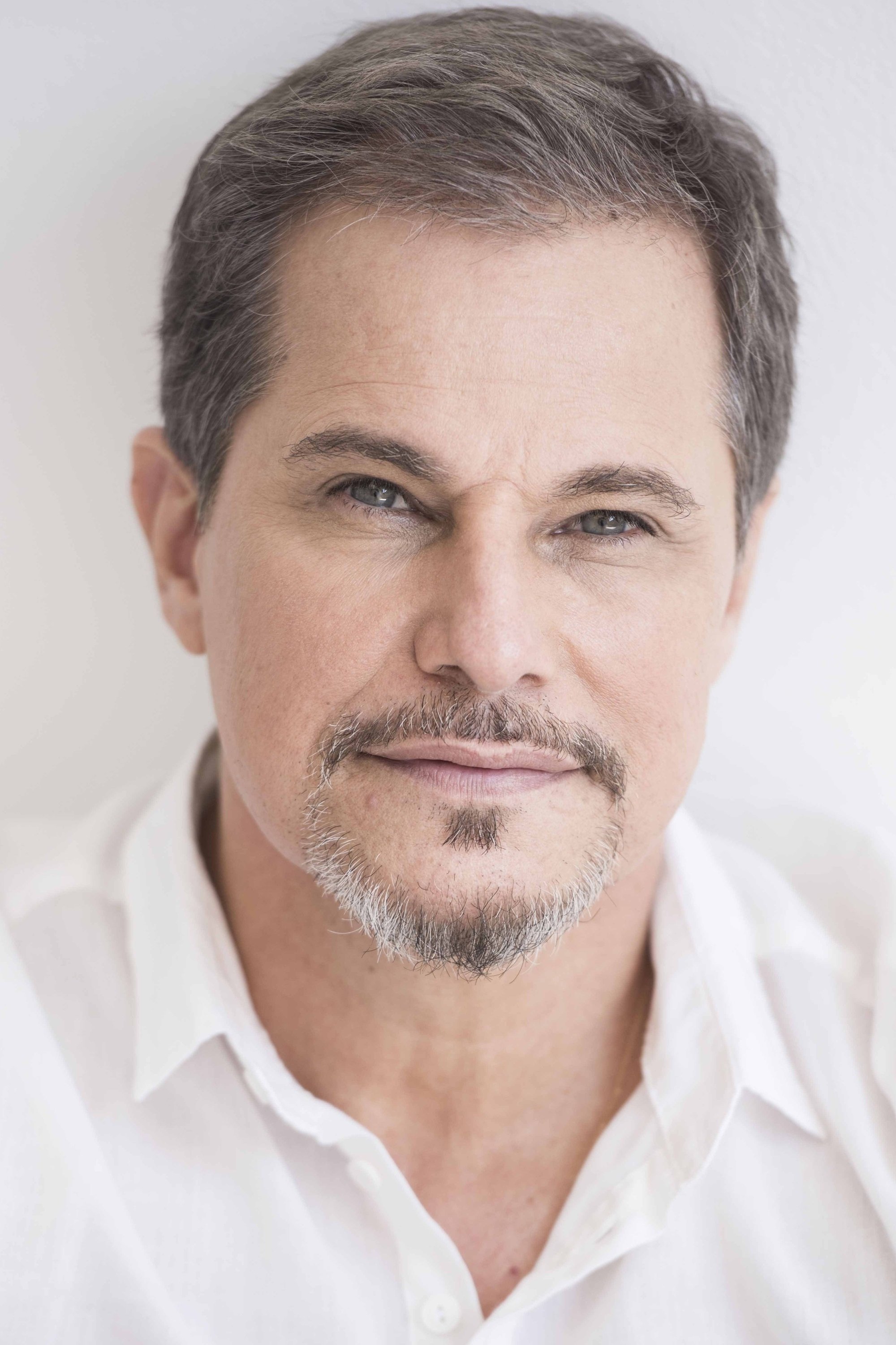 Edson Celulari → Edson Selulari backdrop