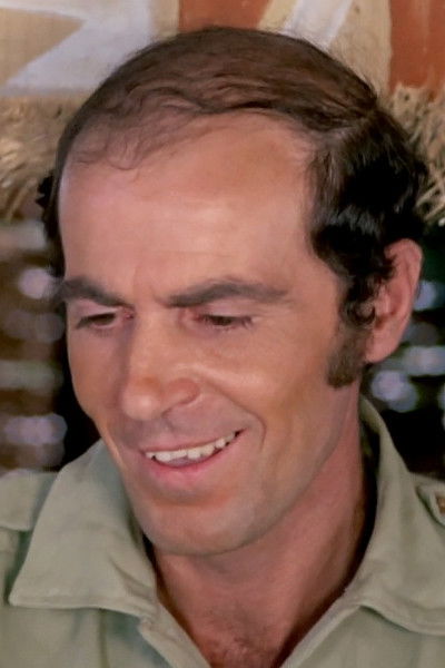 Haris Nazos backdrop