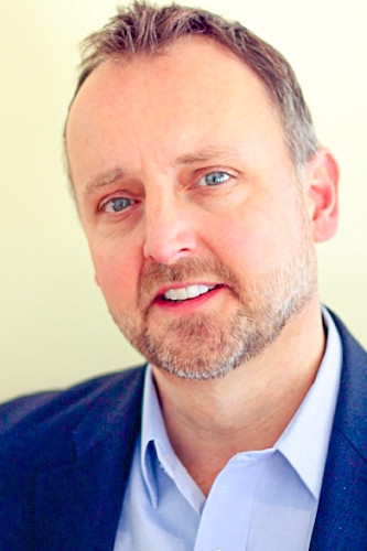 Chris Flockton backdrop