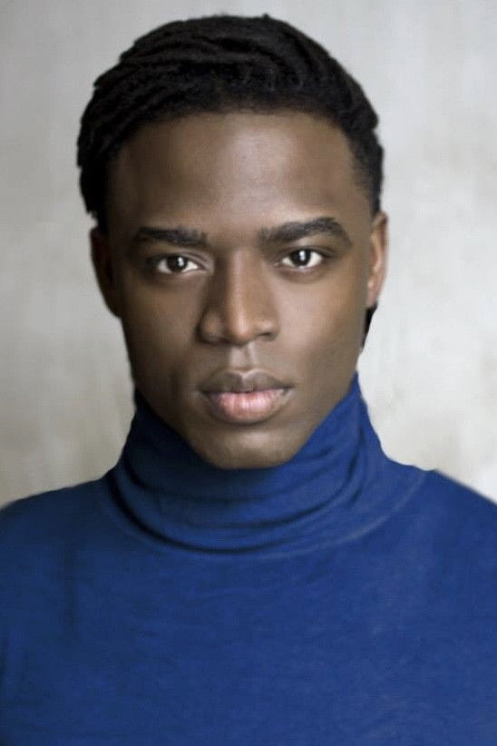 Antyon Le Monte backdrop