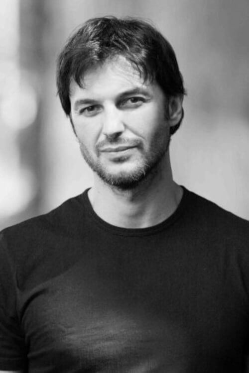 Daniele Ferrari backdrop