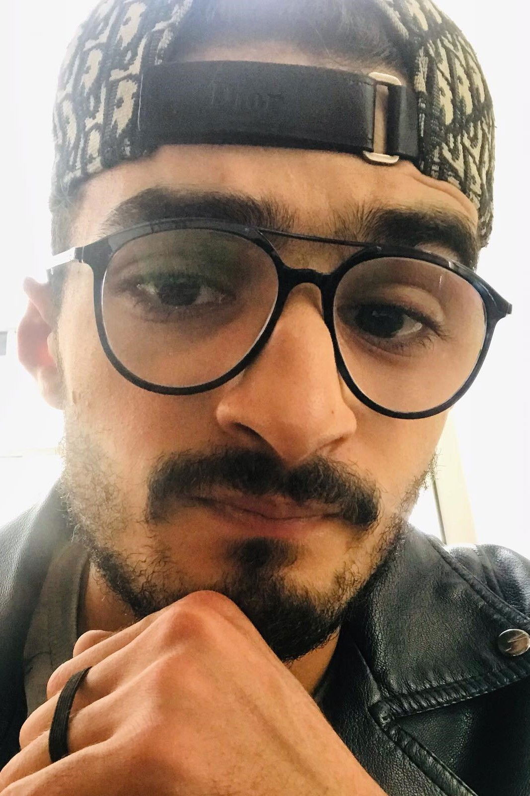 Kamal Haimoud backdrop