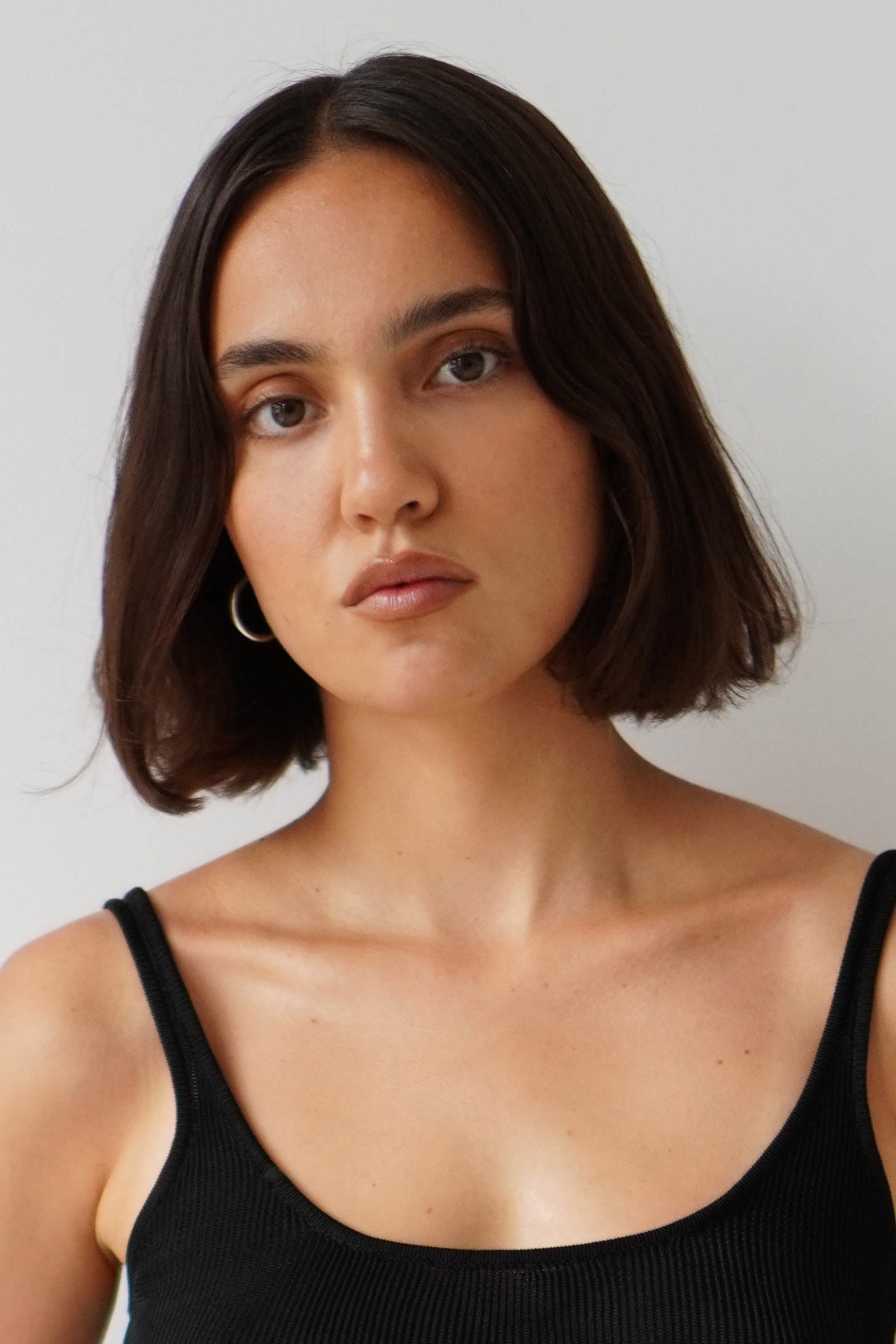 Sarah Gustafsson backdrop