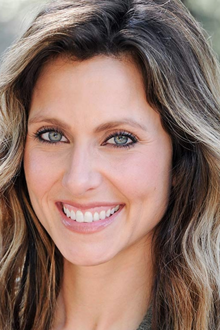 Kourtney Hansen backdrop