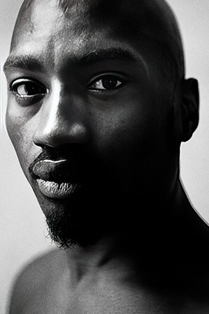 Oliver Tida Tida backdrop