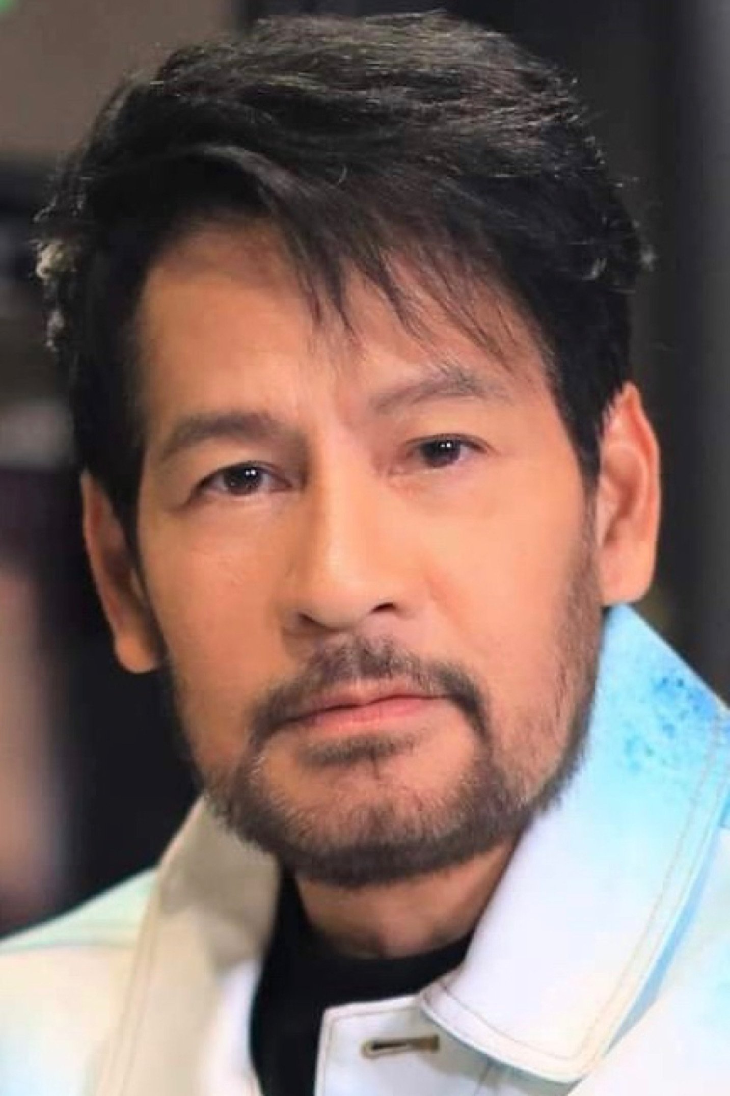 Bin Bunluerit backdrop