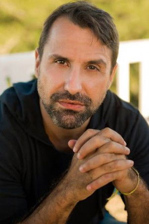 Raphael Alvarez backdrop