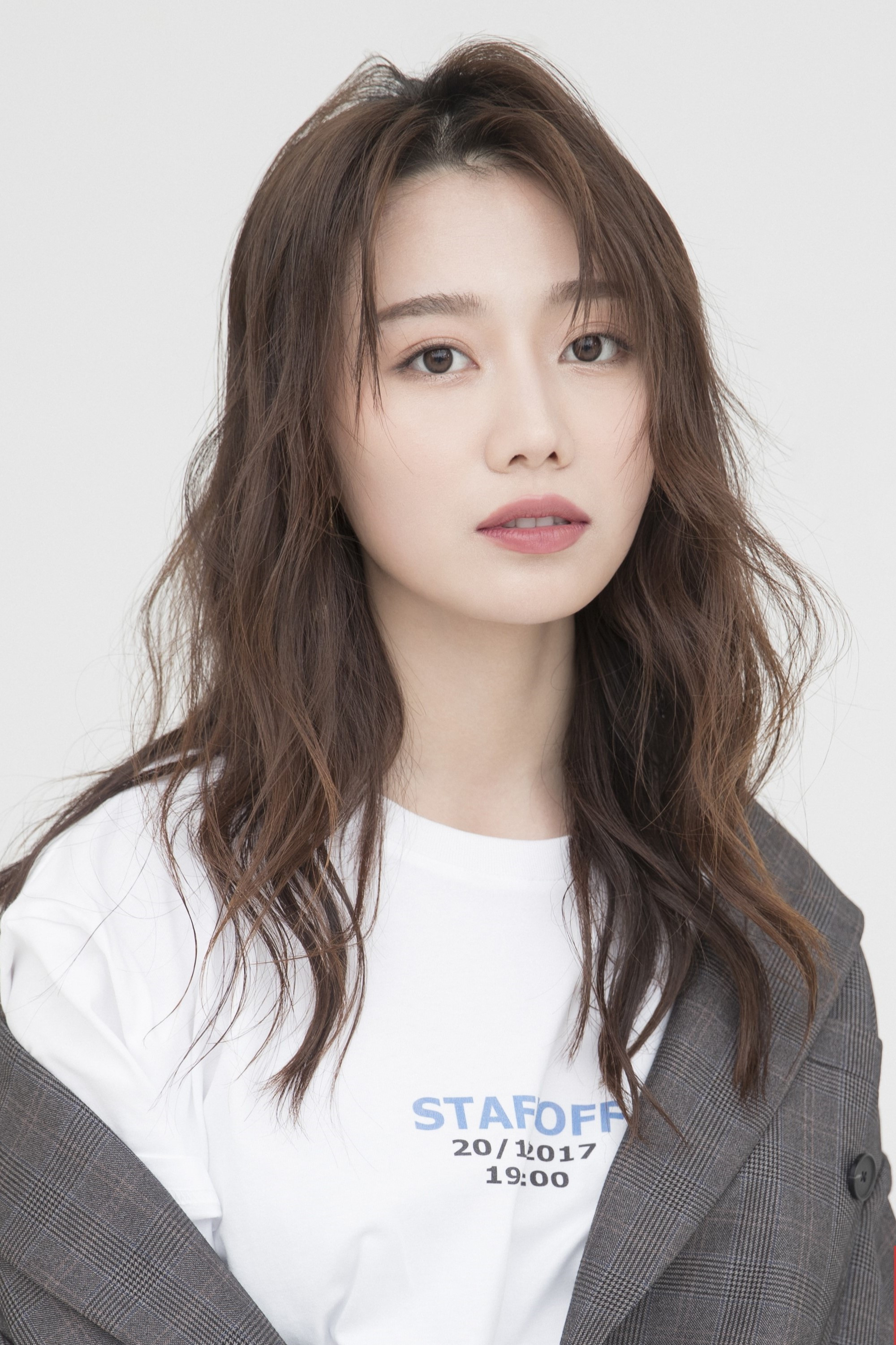 Long Zhengxuan backdrop