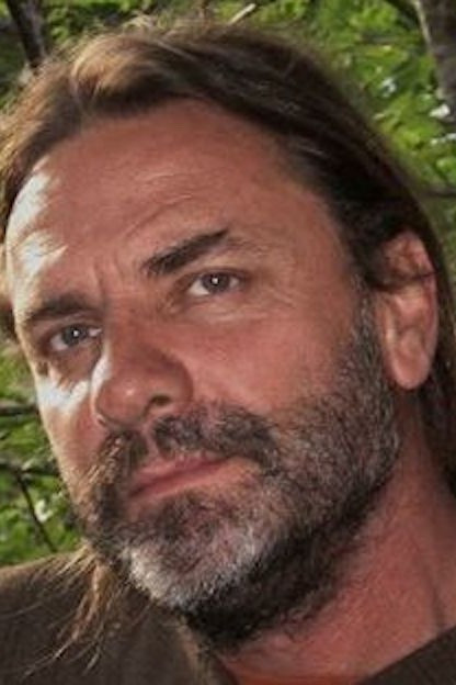 Owen Prümm backdrop