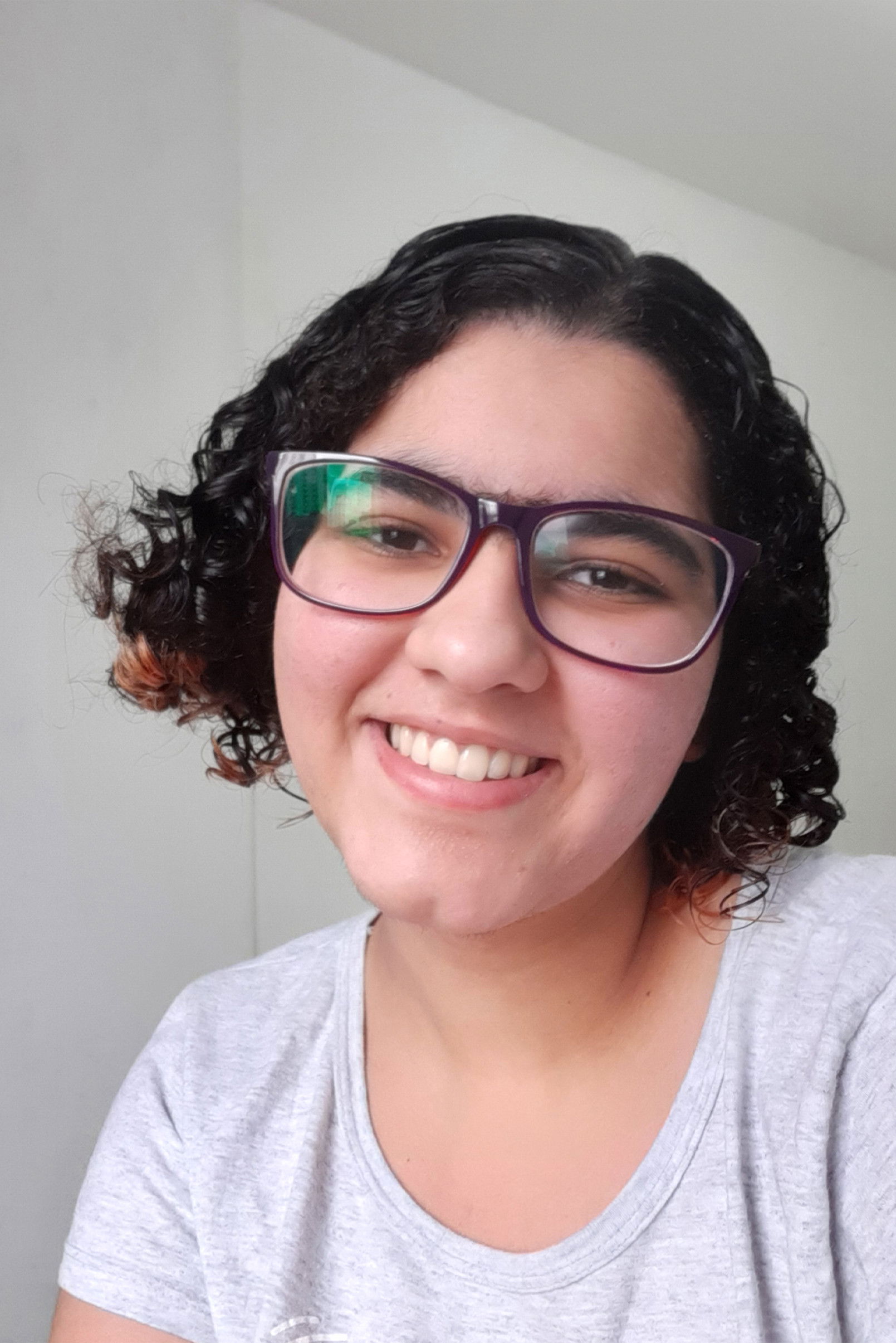 Mickaelle Lima Souza backdrop