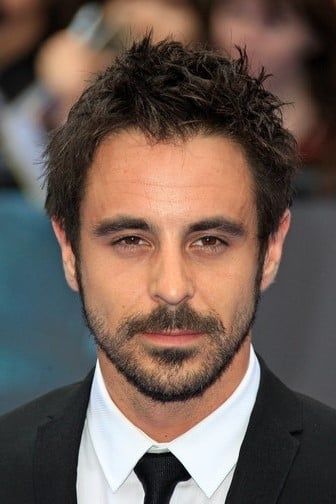 Emun Elliott → Emun Eliot backdrop