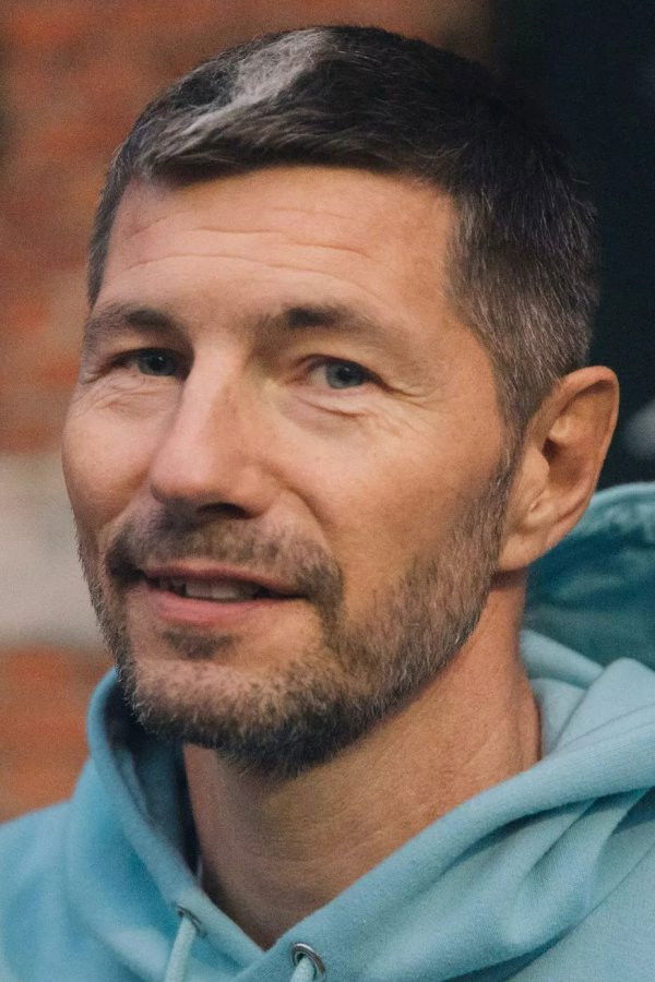 Rune Glifberg backdrop