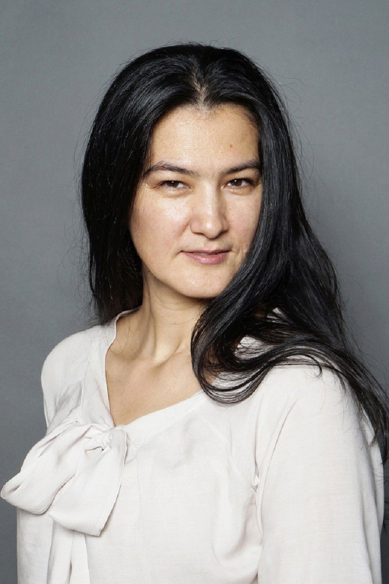 Guzal Mambetova backdrop