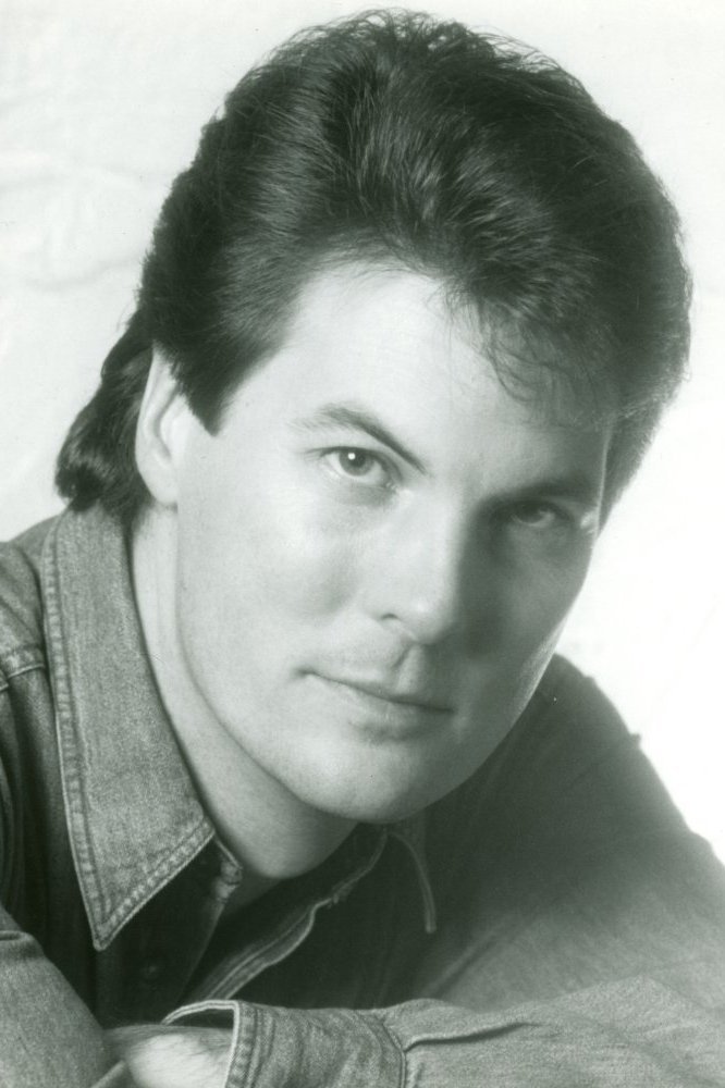 Richard Losee backdrop