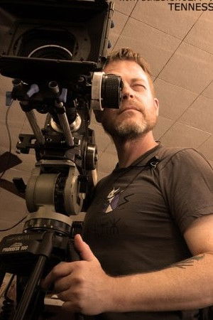 Eric Stanze backdrop