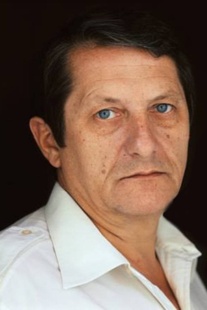 Erik S. Klein backdrop