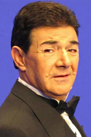 Güner Ümit backdrop