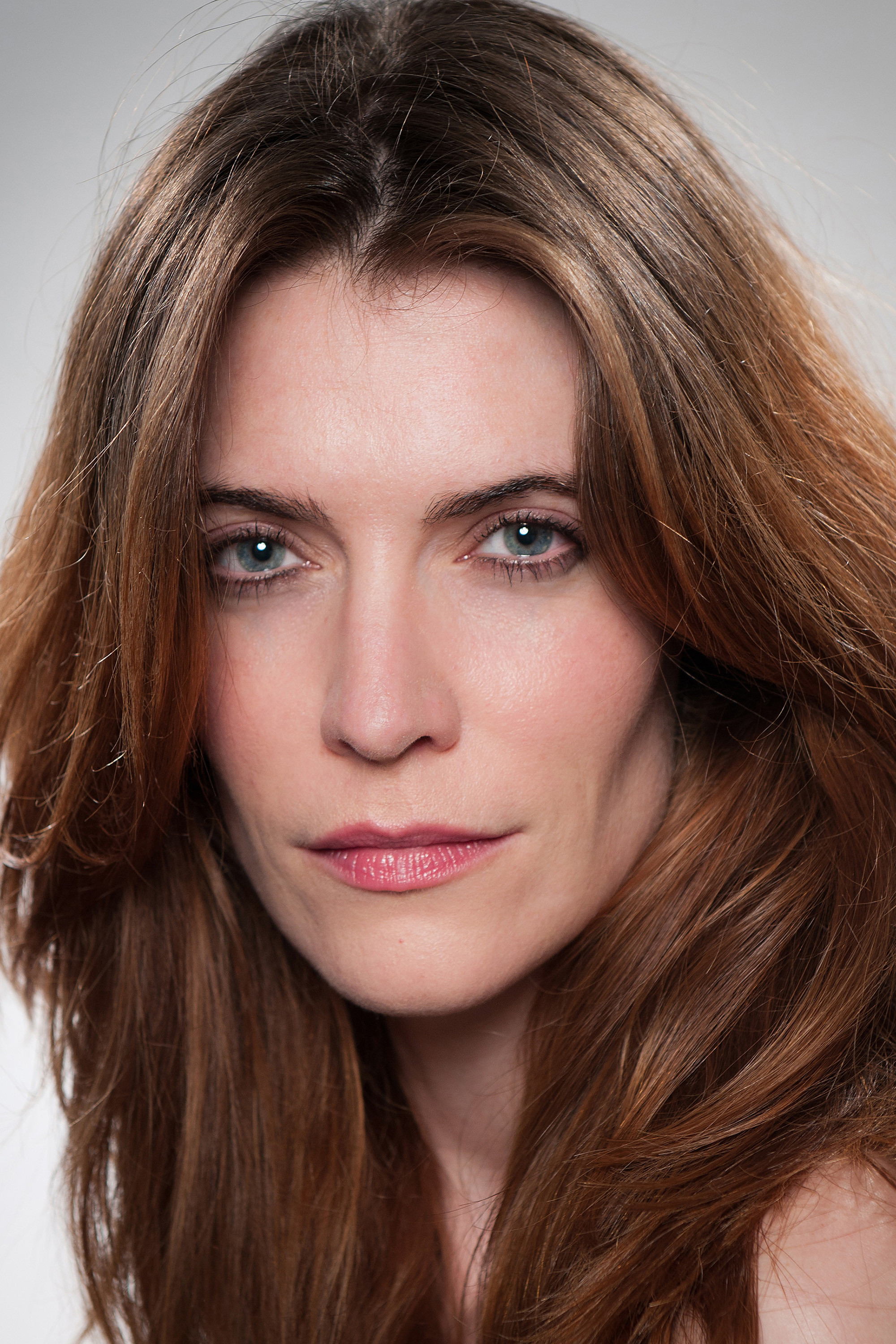 Aislinn Sands backdrop