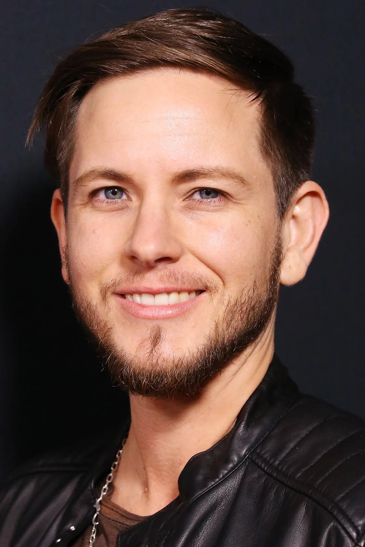 Alex Blue Davis backdrop