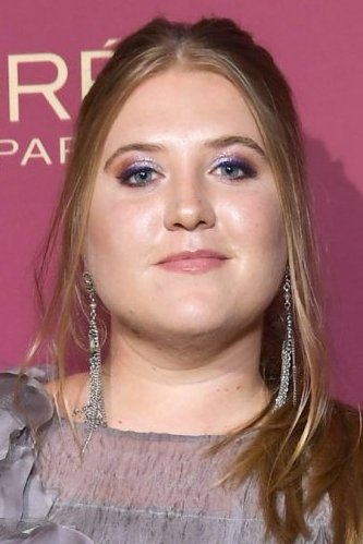 Jaicy Elliot backdrop