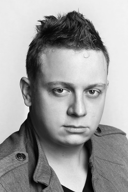 Luka Cimprič backdrop