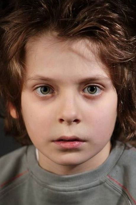 Nikita Mitasov backdrop