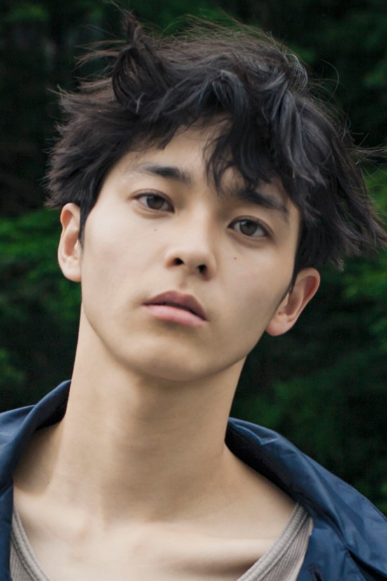 Ryosuke Miyake backdrop