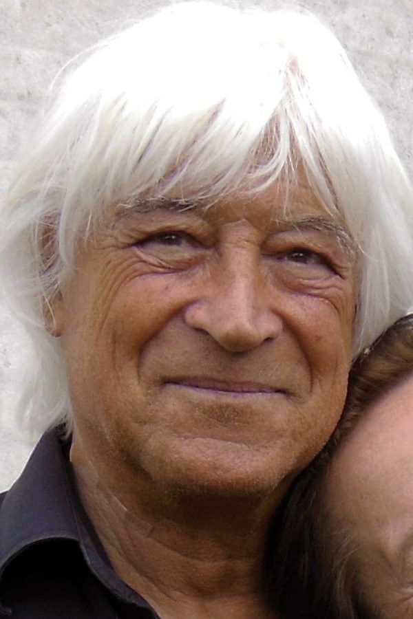 Billy Cross backdrop