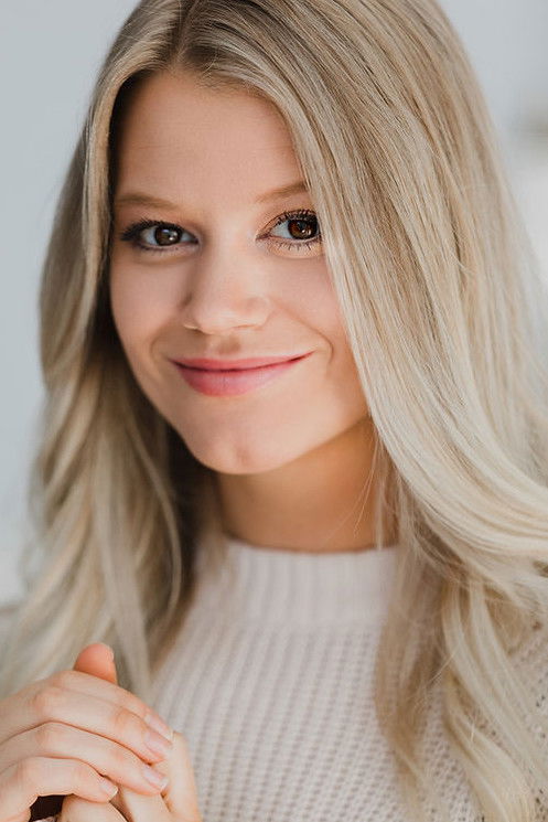 Anne-Sophie Lamontagne backdrop