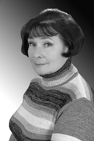 Valentina Popova backdrop