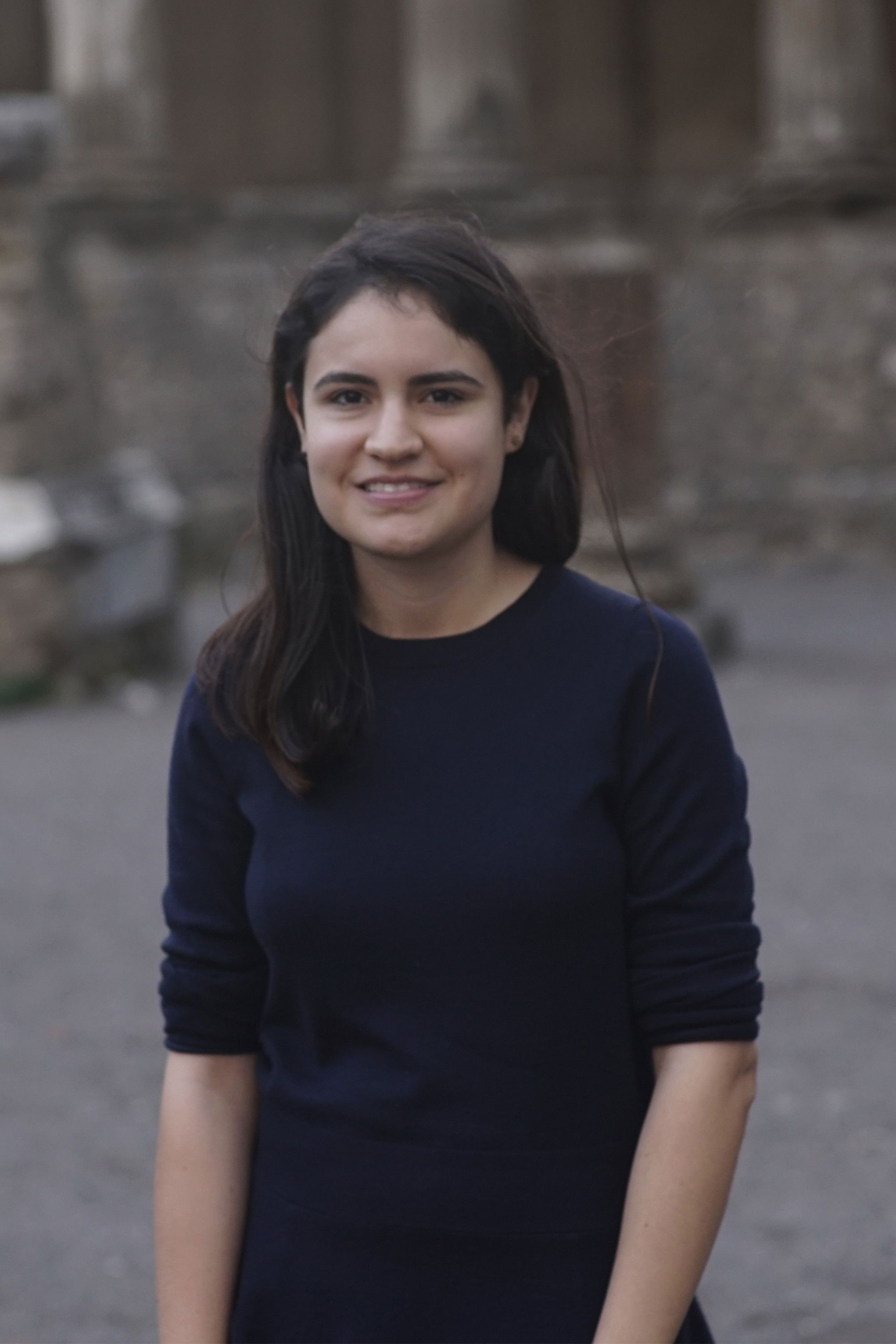 Aida Alonso Arechar backdrop