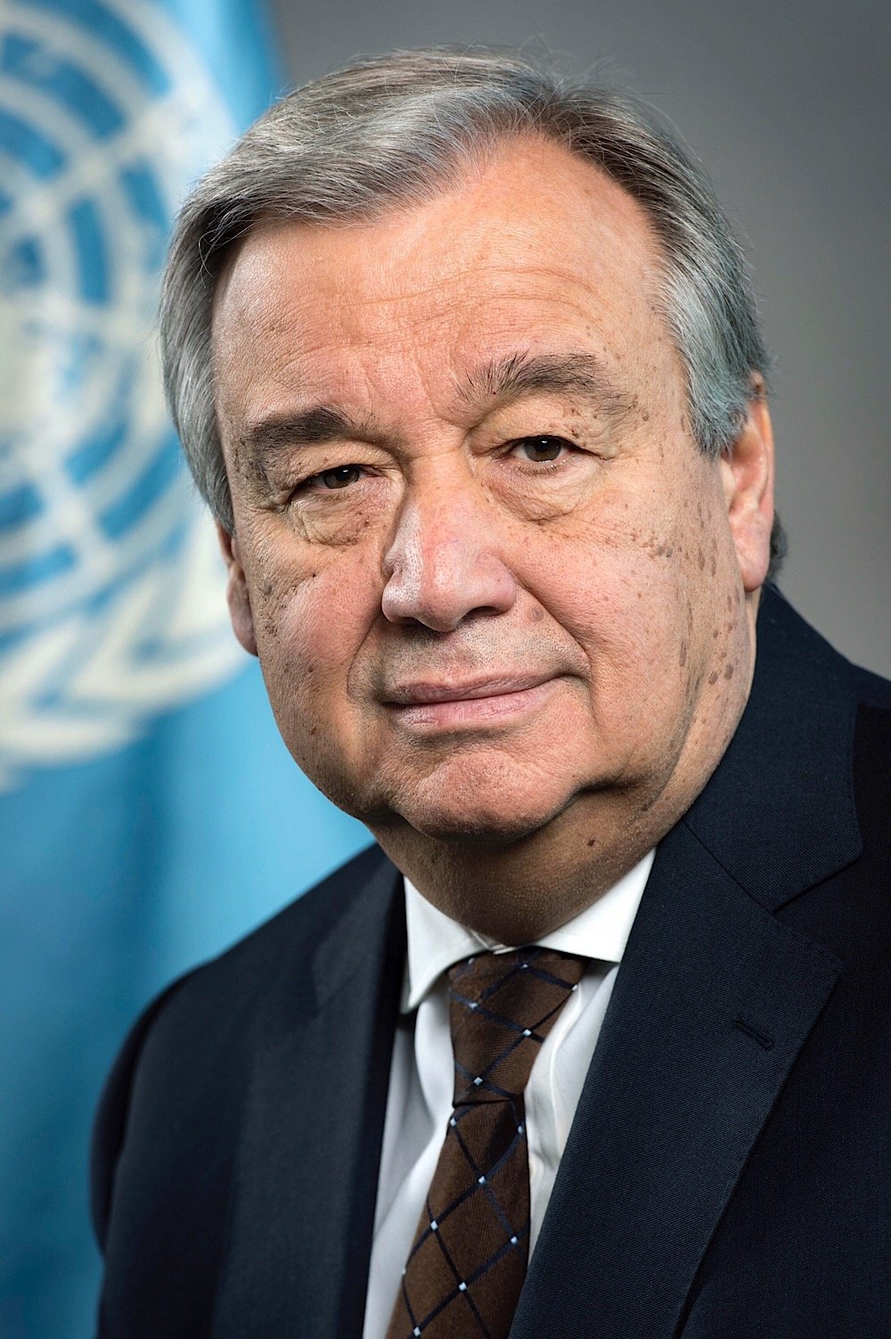 António Guterres backdrop