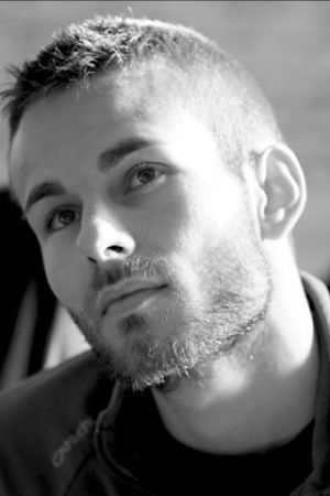 Flavien Esmieu backdrop