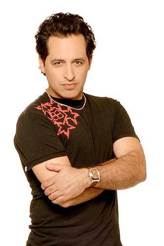 Nick D'Virgilio backdrop