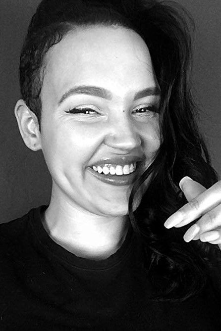 Arabella Ruby backdrop