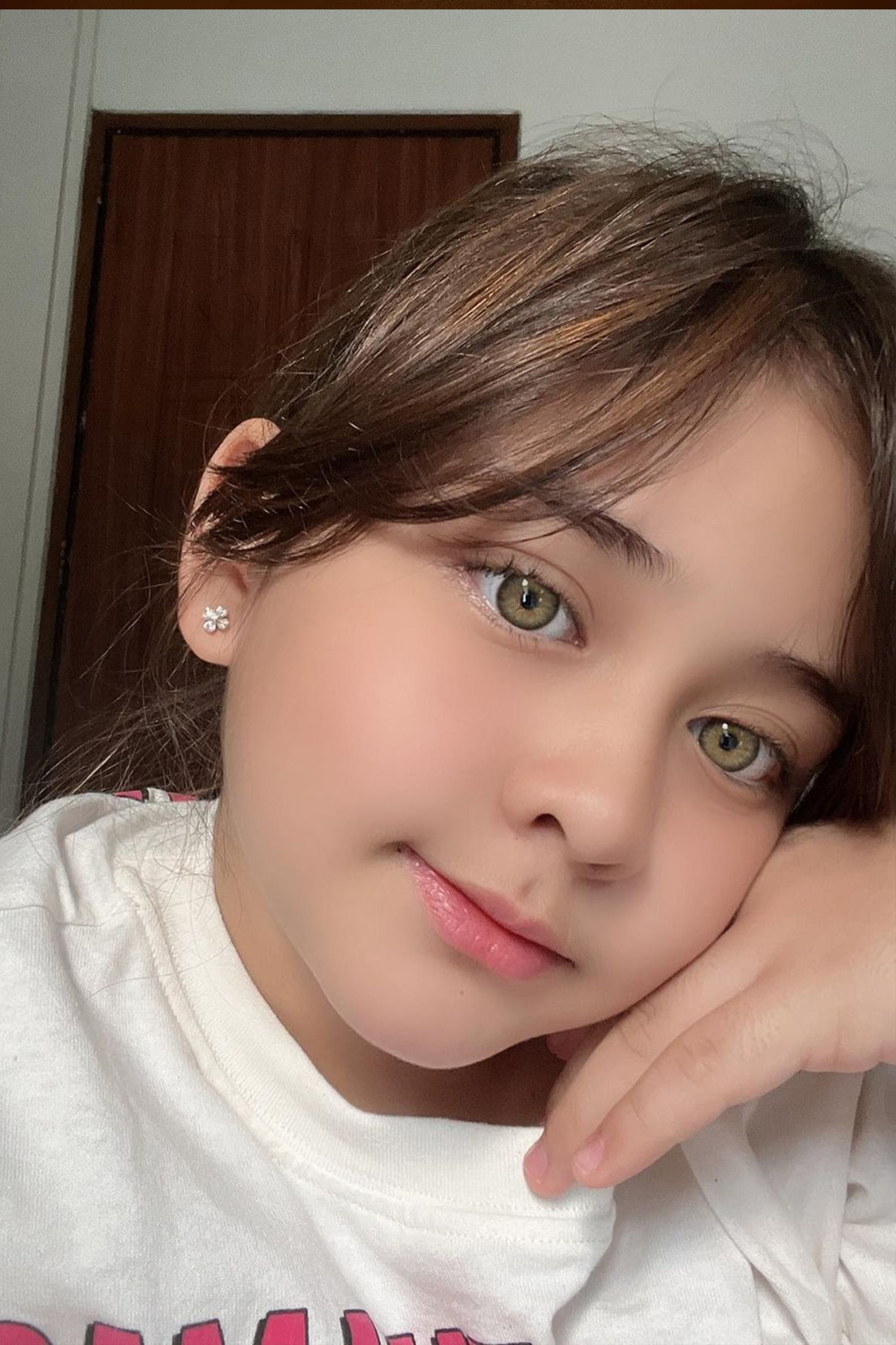 Ciara Nadine Brosnan backdrop