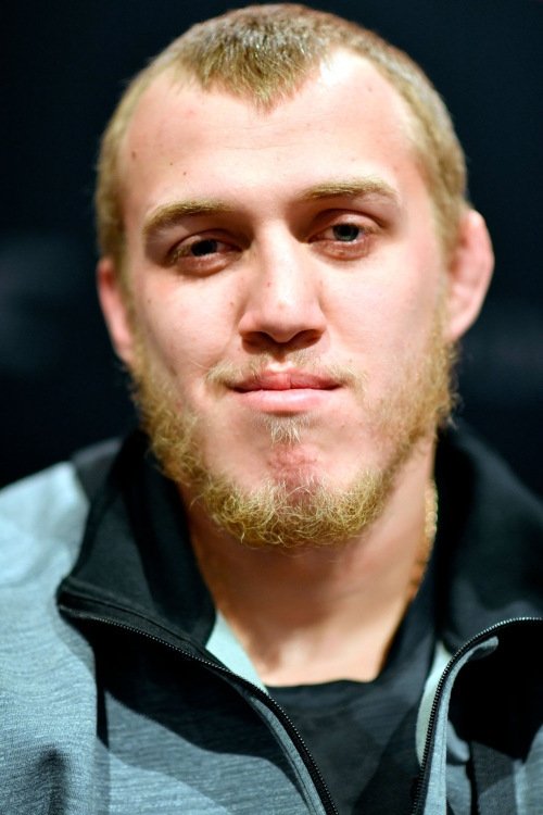 Sergey Spivak backdrop