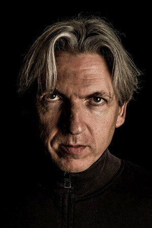 Magnus Öström backdrop