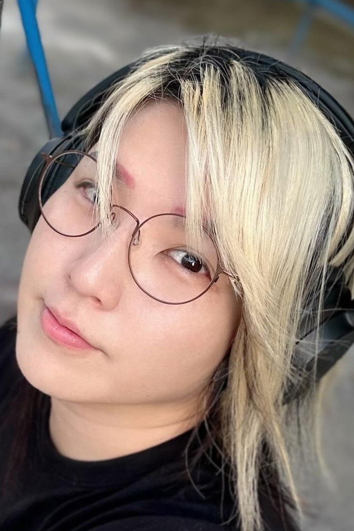 Hikaru Shida backdrop