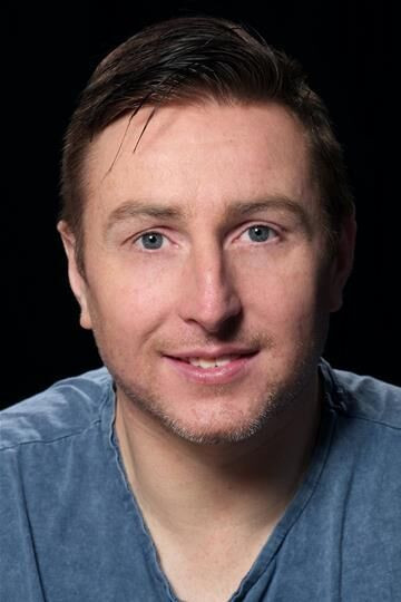 Robbie Beggs backdrop