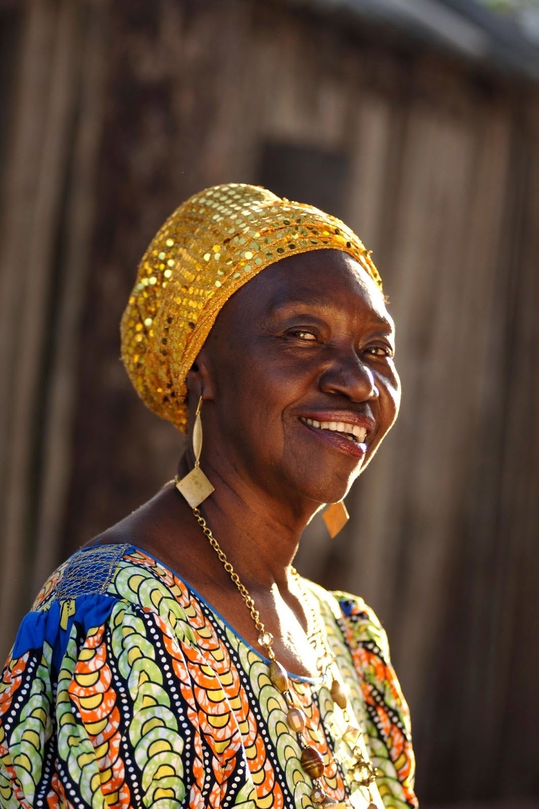 Lia de Itamaracá backdrop