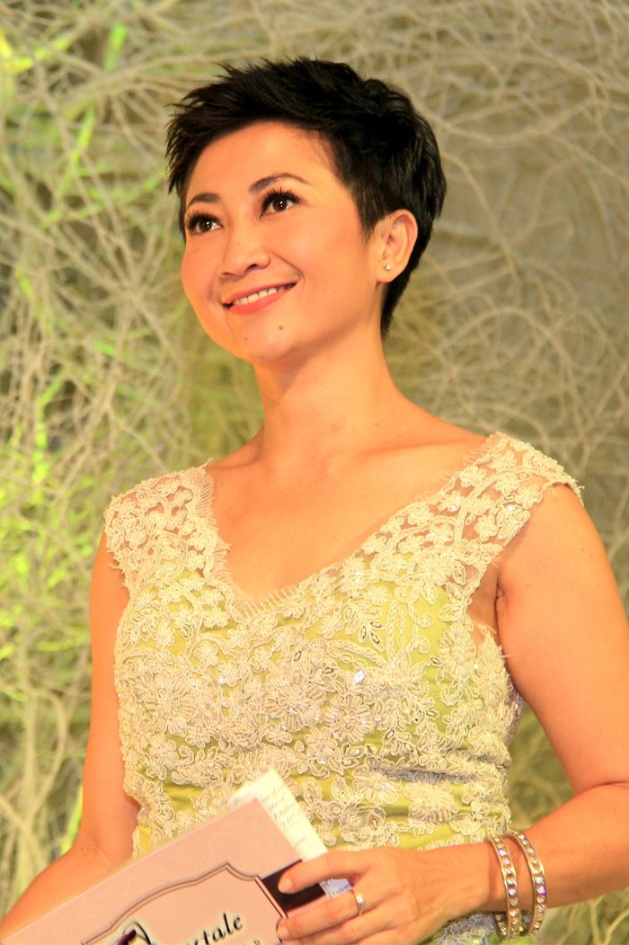 Indy Barends backdrop