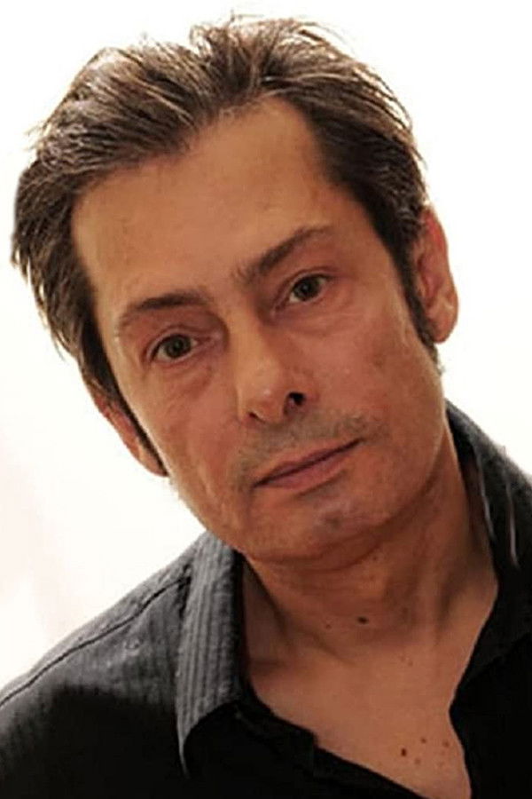 Nikos Katis backdrop