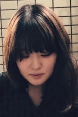 Risa Negishi backdrop